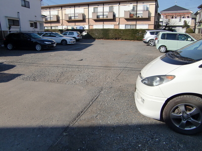 Parking lot