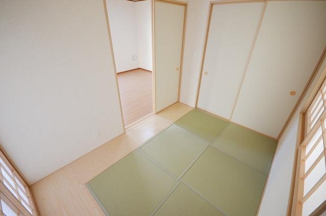 Non-living room. Japanese style room