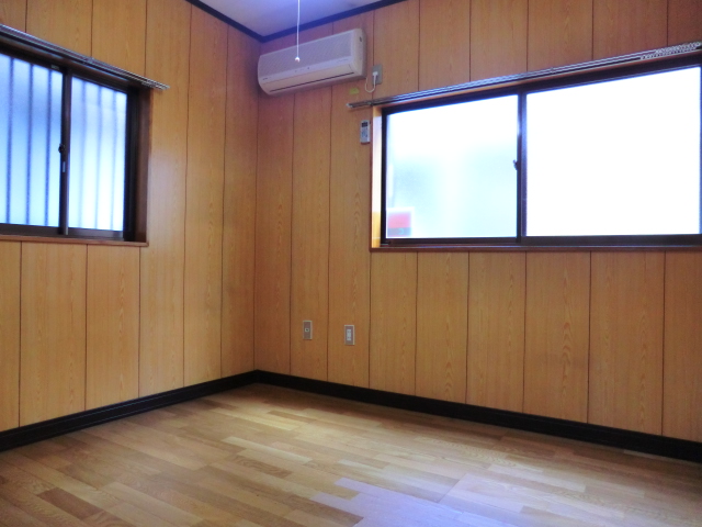 Living and room