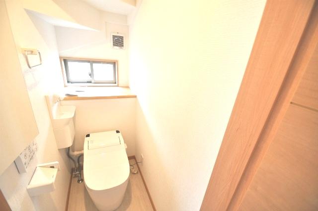Building plan example (introspection photo). Panasonic tankless toilet, Arau - Roh