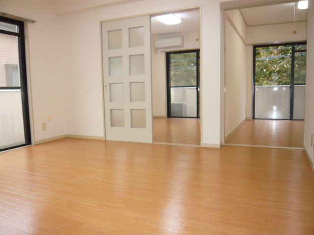 Living and room