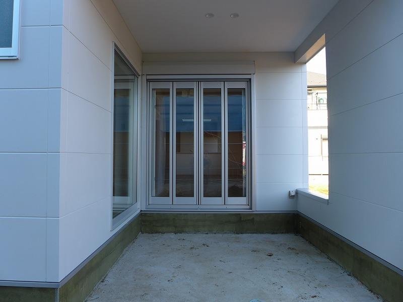 Parking lot. Local (December 13, 2013) Shooting