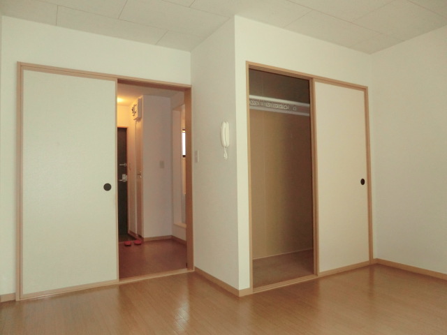 Living and room