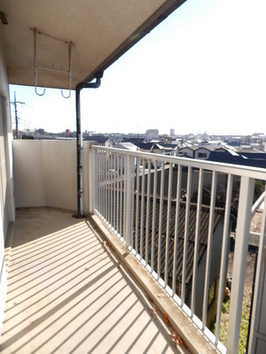 Balcony. Spacious balcony