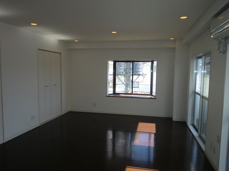 Living and room