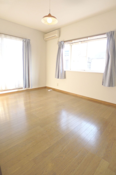 Living and room