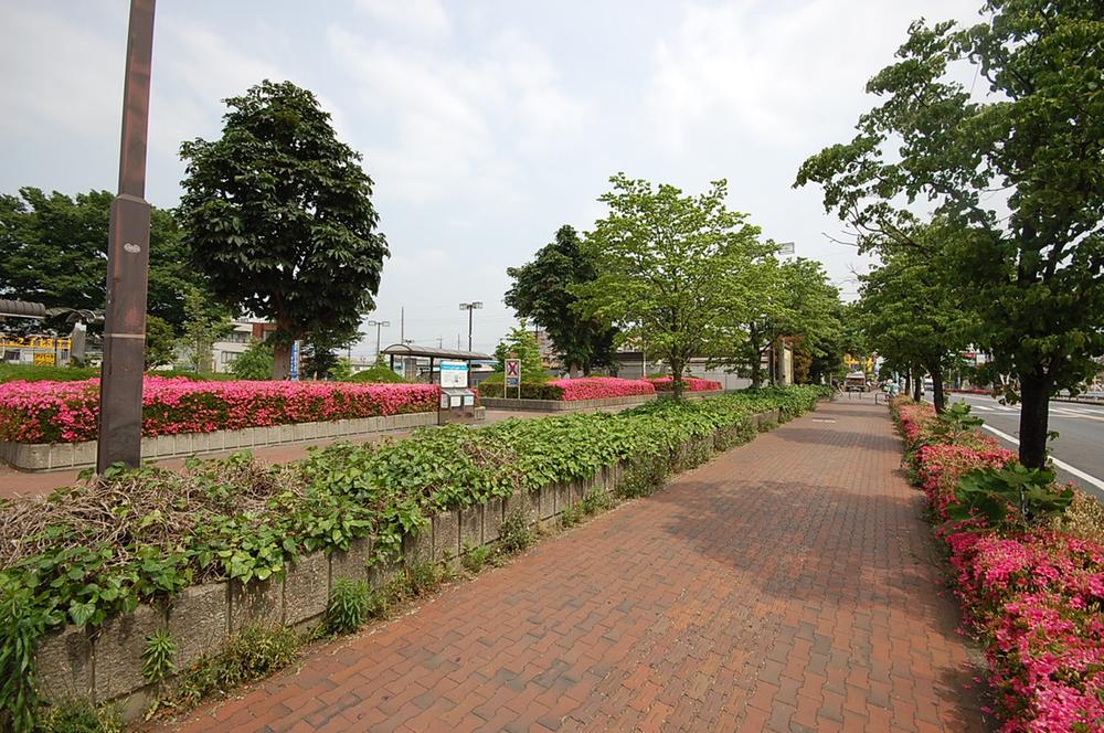 station. Higashitokorozawa bright night station until the rotary until 400m Station flat ground. 