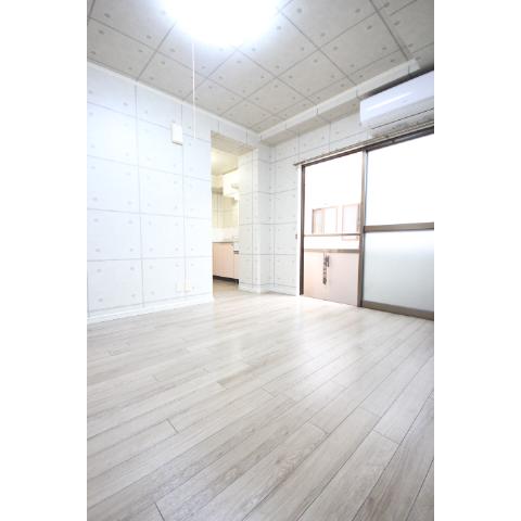 Living and room