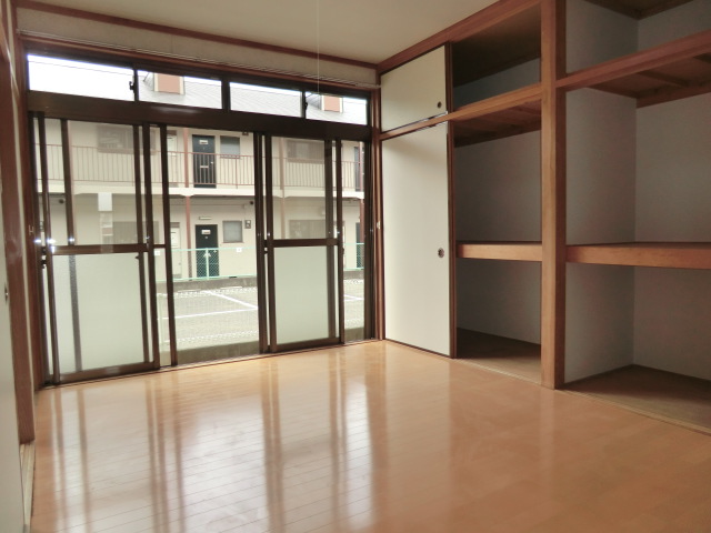 Living and room