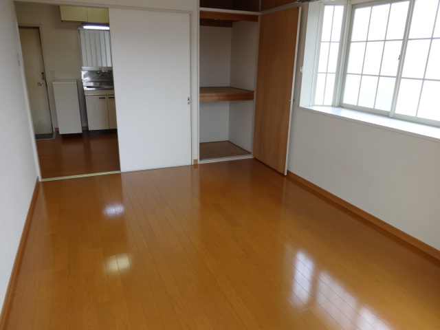 Other room space