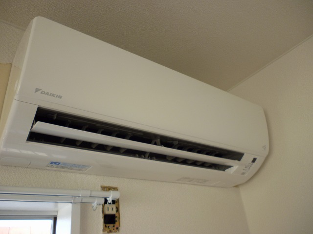 Other Equipment. Air conditioning new ☆