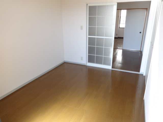 Other room space