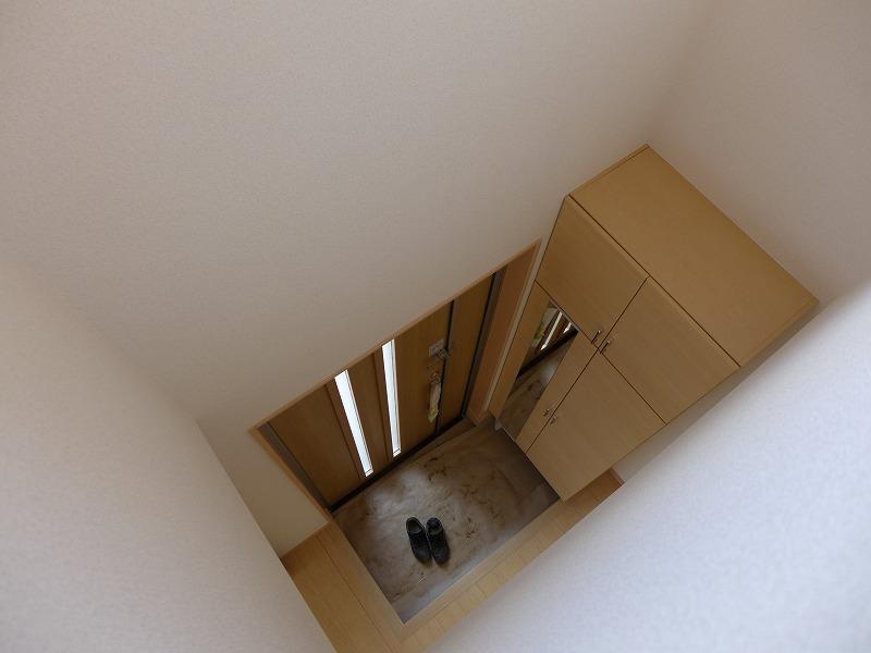 Other introspection.  Atrium Local (November 28, 2013) Shooting