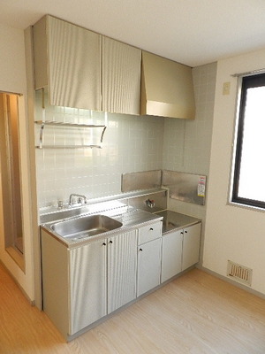 Kitchen. City gas Gas stove 2 burners installed Allowed
