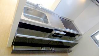 Kitchen. Slide cabinet ・ IH heater