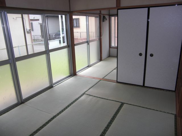 Living and room