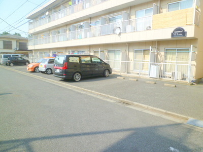 Parking lot