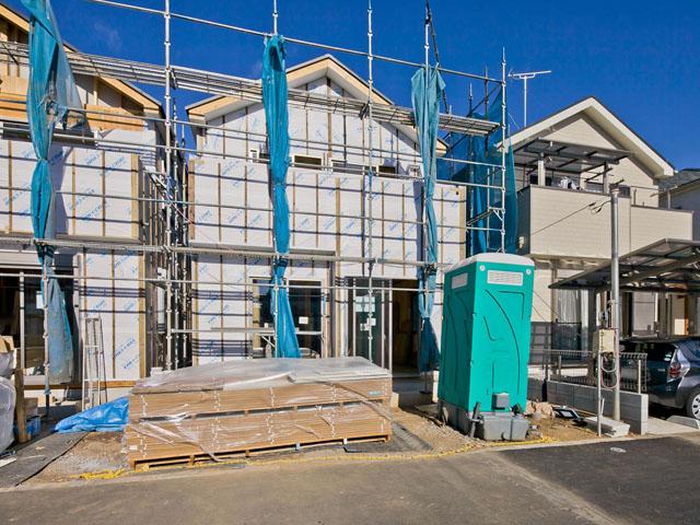 Local appearance photo. Local (12 May 2013) Shooting