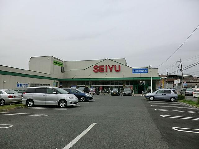 Supermarket. Seiyu Tokorozawa Enoki-cho, store up to about 200m