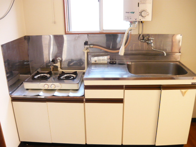 Kitchen. Gas stove installation Allowed