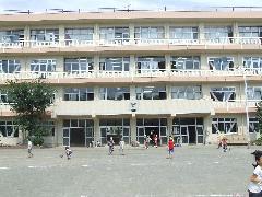 Primary school. Tokorozawa Municipal Mihara to elementary school 1600m