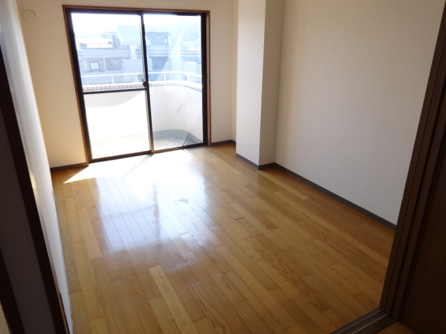 Other room space