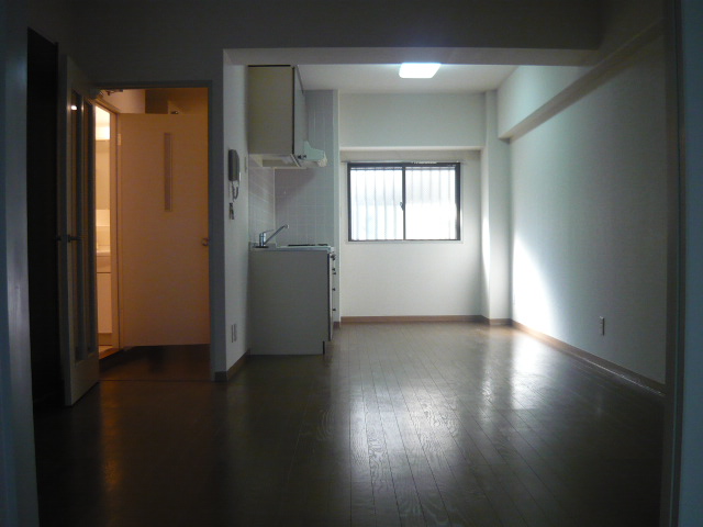 Living and room. Wide 12 Pledge of living
