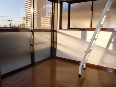 Living and room