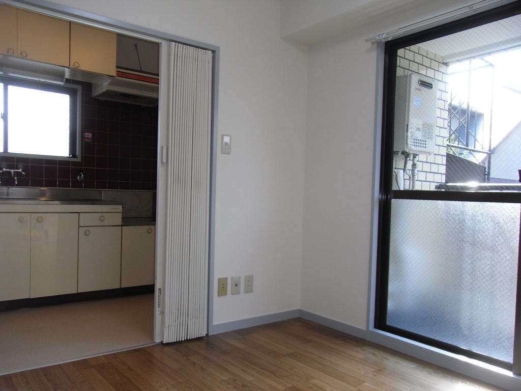 Living and room