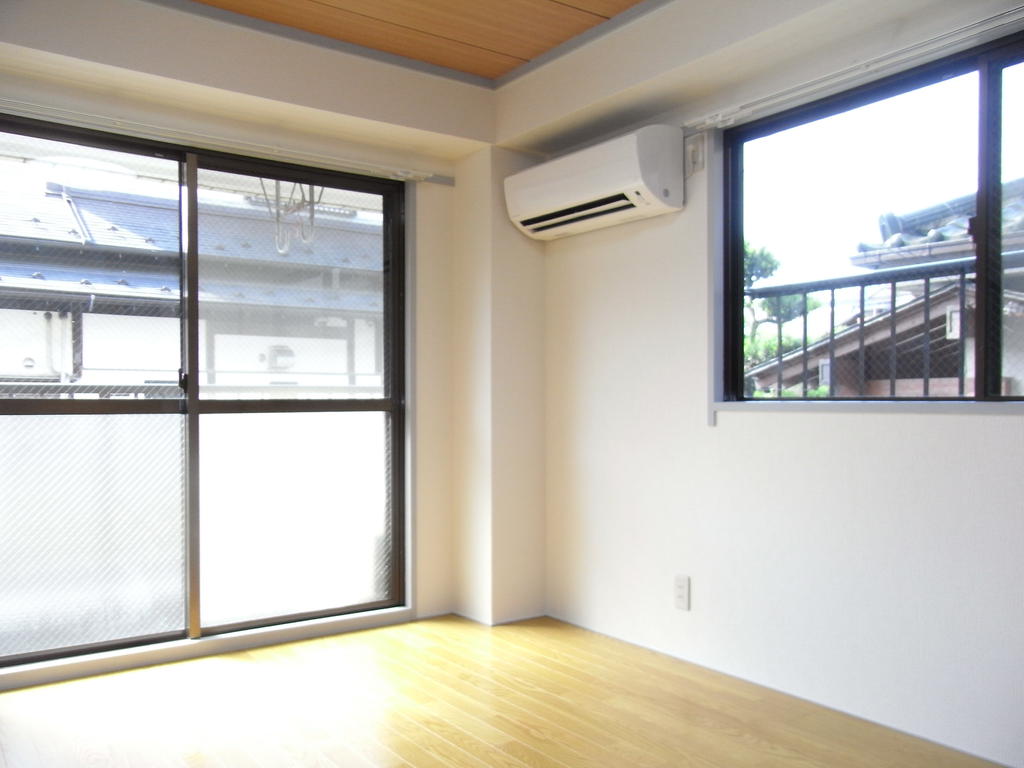 Other room space