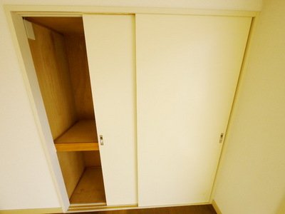 Receipt. Storage space