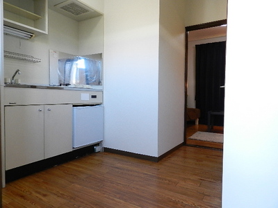 Kitchen. From entrance