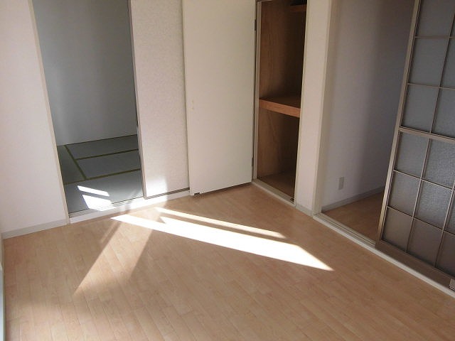 Other room space