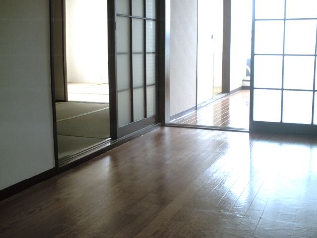 Living and room