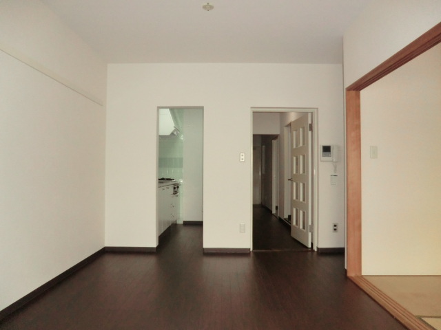 Living and room