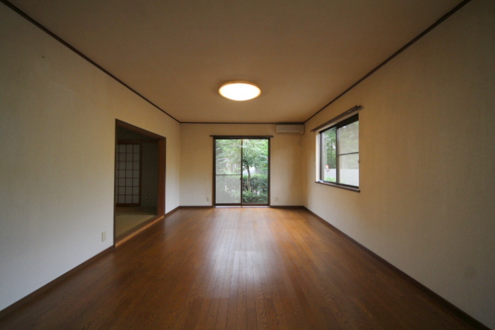 Living and room