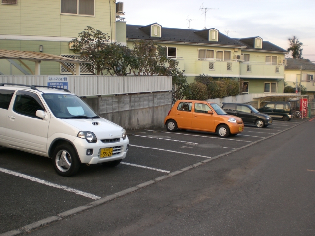 Parking lot