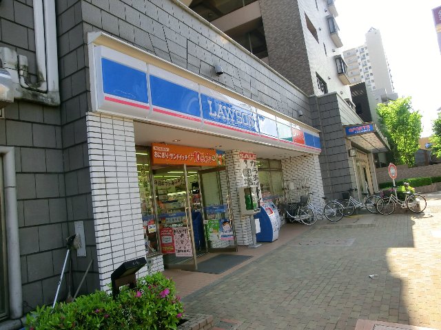 Convenience store. 380m until Lawson Tokorozawa Motomachi store (convenience store)