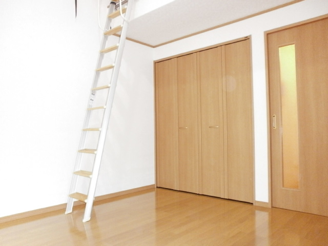 Other room space