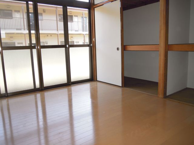 Living and room