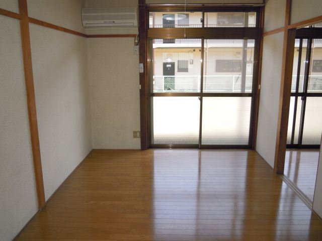 Living and room