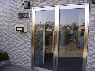 Other common areas. Entrance