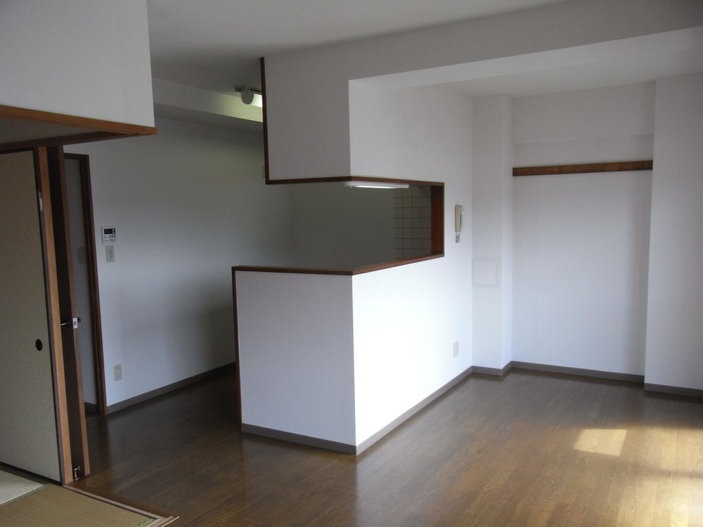 Living and room