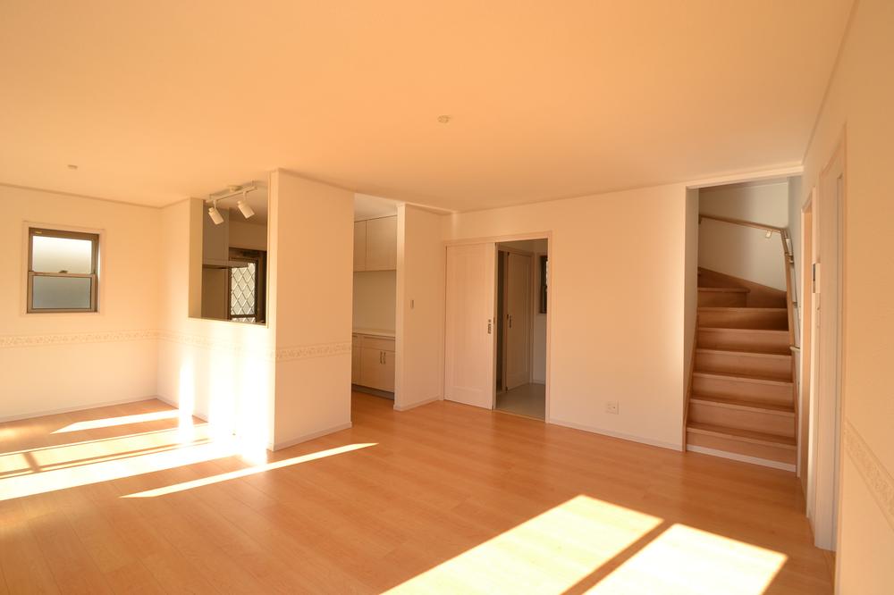 Living. Indoor (10 May 2013) Shooting