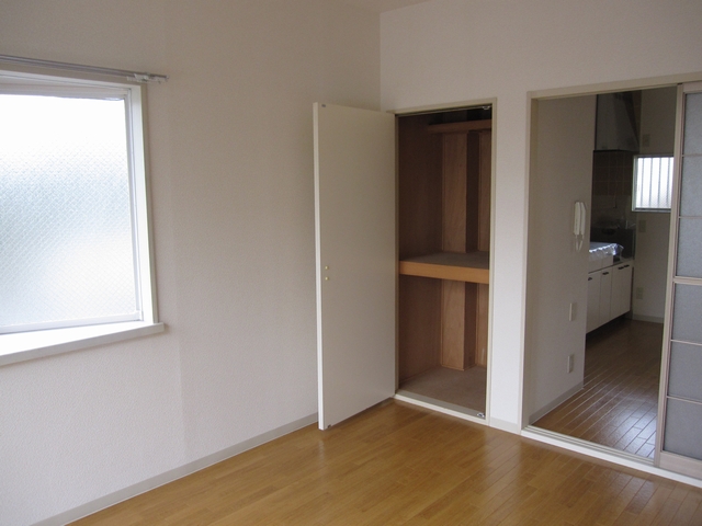 Other room space