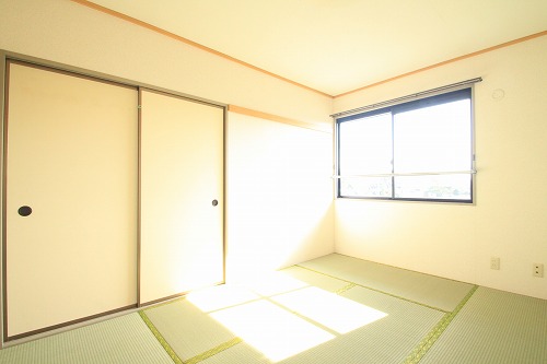 Other room space.  ※ For the exit plan, Same building ・ It is a photograph of another room. 