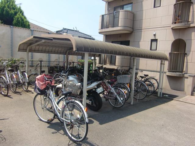 Other common areas. Place for storing bicycles