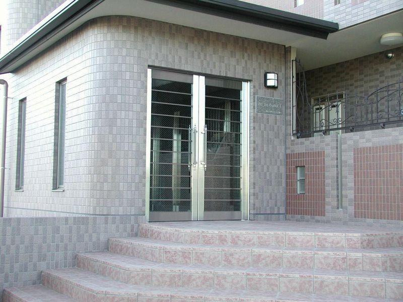 Entrance. Entrance