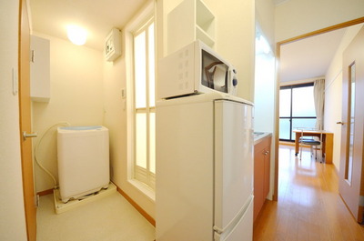 Washroom.  ☆ Furnished Home Appliances ☆
