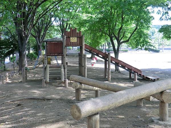 park. 351m until Suneori neighborhood park (Park)